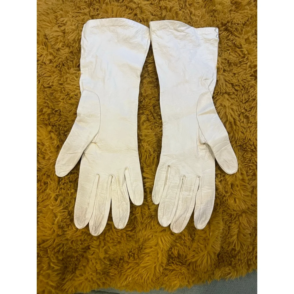 Women's Unbranded White & Beige Floral Embroidered Gloves One Size
